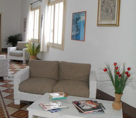 מלון Stella D'oro 2*